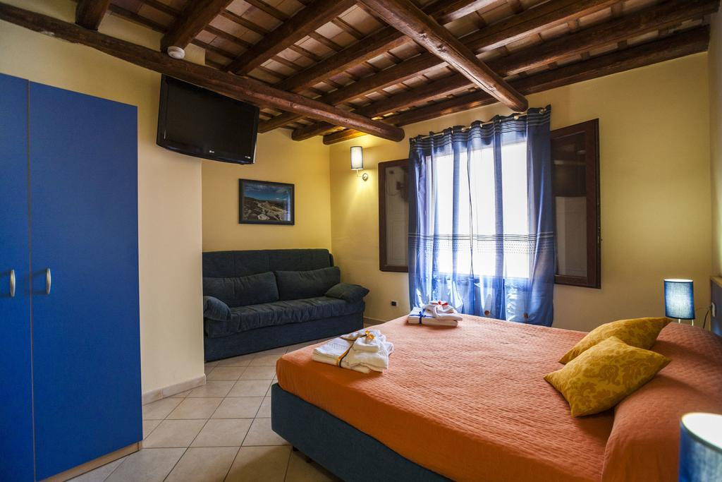 Residence Cortile Merce Trapani Bagian luar foto