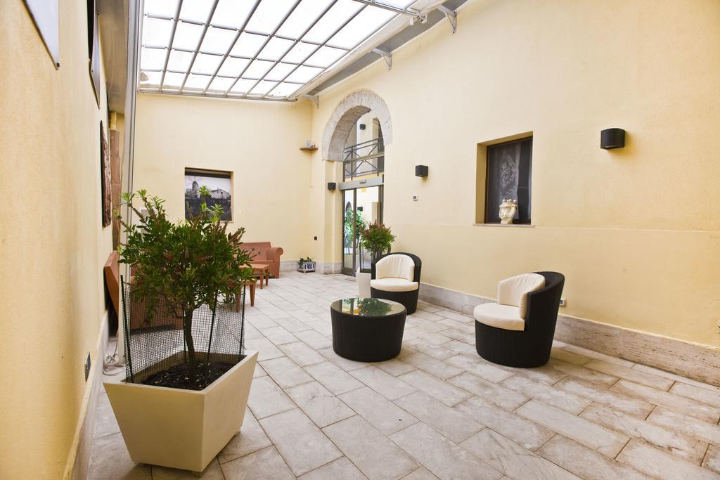 Residence Cortile Merce Trapani Bagian luar foto